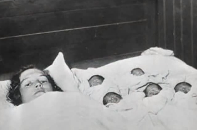 Ужасная судьба пяти близняшек
