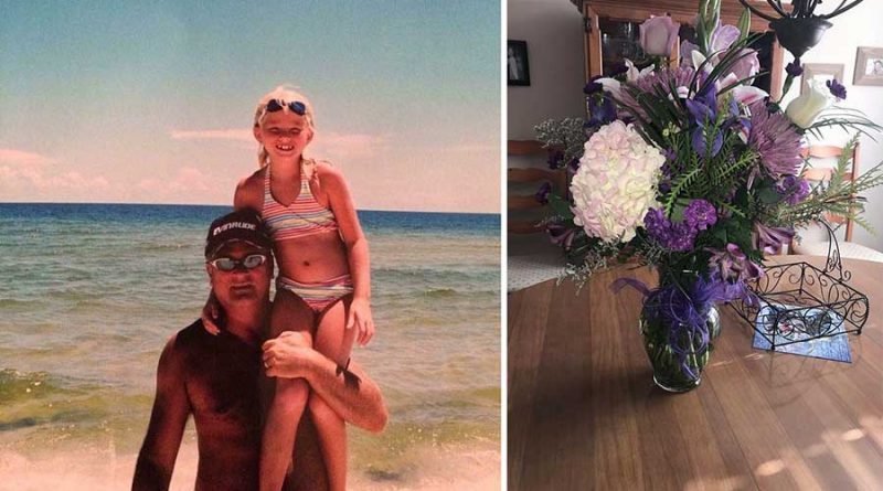 Девушка получила от отца цветы спустя 5 лет после его смерти (4 фото)