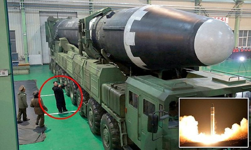 Мир увидел новую северокорейскую ракету (14 фото + 1 видео)
