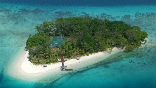 В Океании продается райский тропический остров (12 фото)