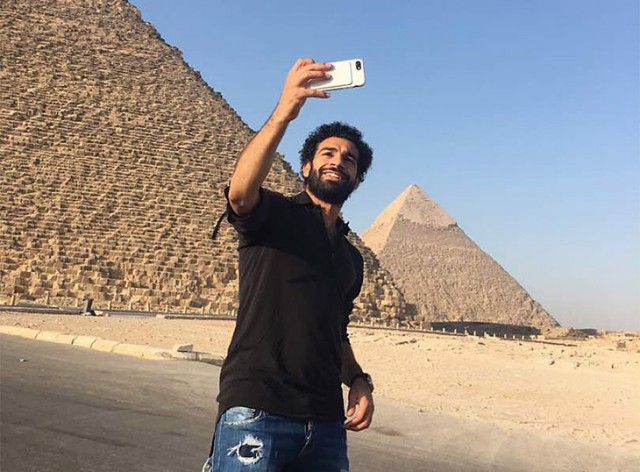 За что египтяне так любят футболиста Мохаммеда Салаха (5 фото)
