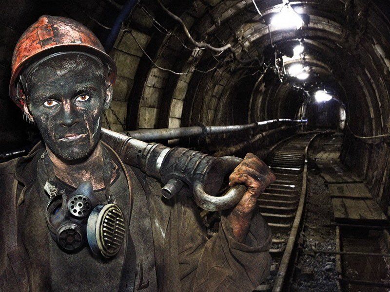 Актёры и шахтеры (1 фото)