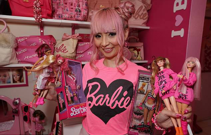36-летняя поклонница куклы Барби из Лос-Анжелеса (9 фото)