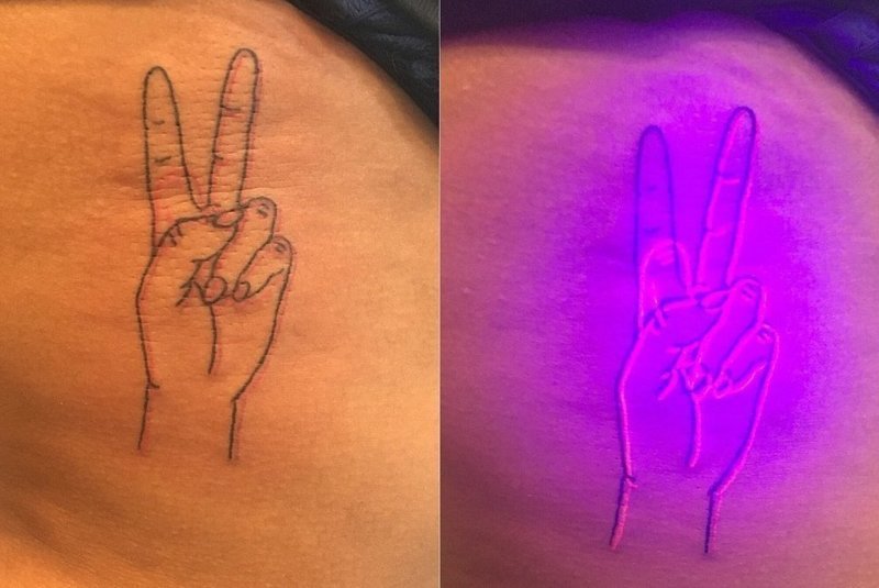 23 крутые татуировки американской художницы, которые светятся в темноте (23 фото)