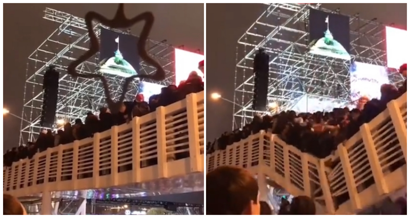 Прямо под гимн России в парке Горького обрушился мост с людьми (1 фото + 3 видео)