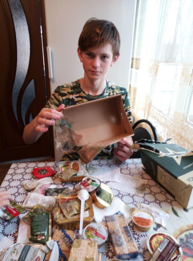 В Брянской области школьника Даниила Мельника наградили за спасение тонувшего мальчика (4 фото)