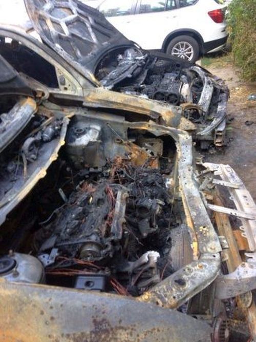 Празднуя покупку BMW, житель Ростова-на-Дону спалил три автомобиля (3 фото)