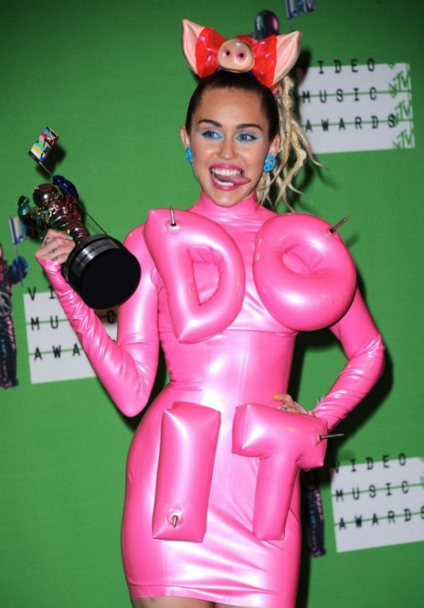         MTV Video Music Awards 2015 (23 )