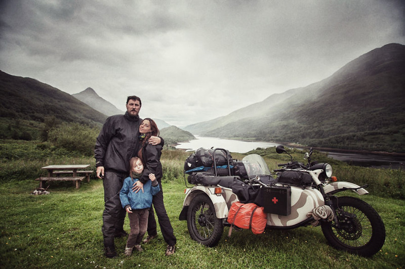Семейная пара решила показать 4-летнему сыну Европу и проехала 28 000 километров (40 фото)