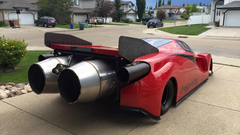 Канадский умелец построил в гараже Ferrari с реактивными двигателями (12 фото)