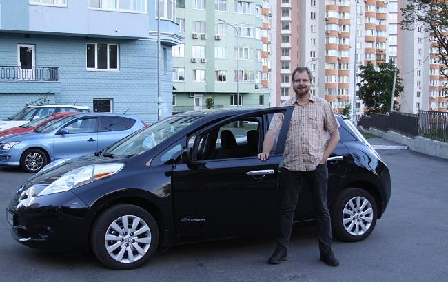 Владелец электромобиля Дмитрий: “За год можно сэкономить около 35-40 тыс. грн”