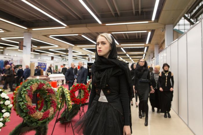 В Москве прошла похоронная выставка «Некрополь» (19 фото)