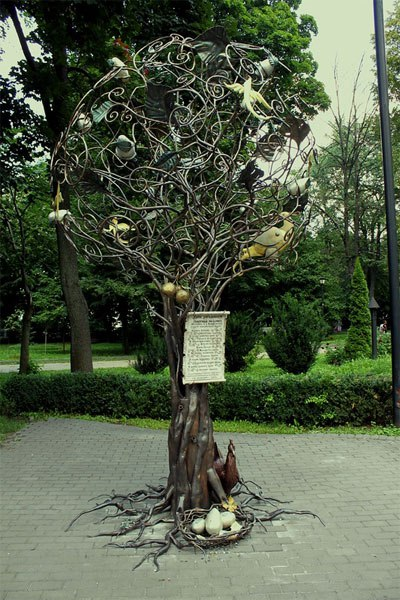 Дерево желаний на Грушевского